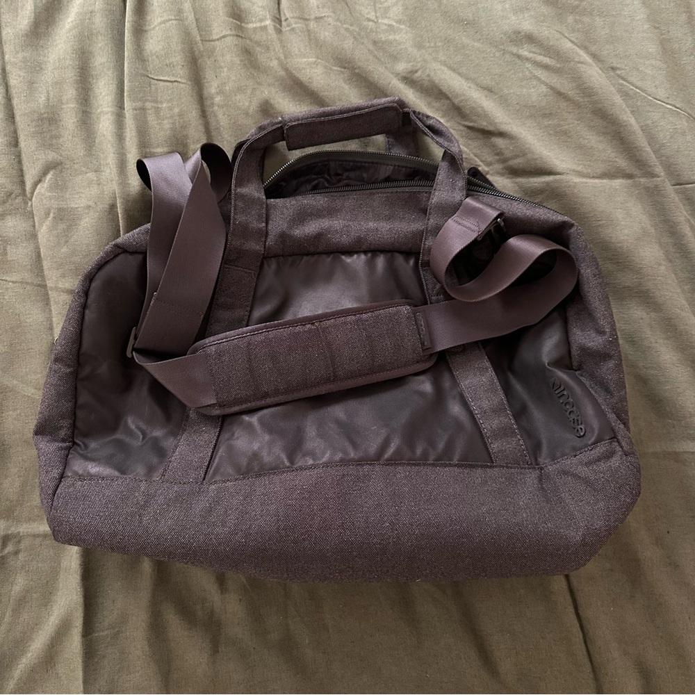 INCASE - EO TRAVEL TECH DUFFEL - Picture 4 of 4